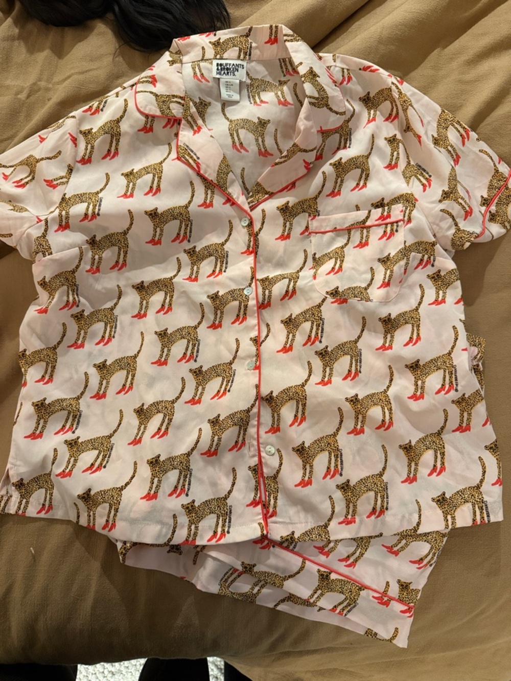Women’s Pink Leopard Print Short Pajama Set with Red Accents